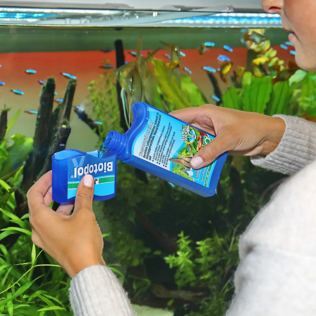 JBL Biotopol 250 ml – Biocondizionatore per Acquari d'Acqua Dolce - immagine 4